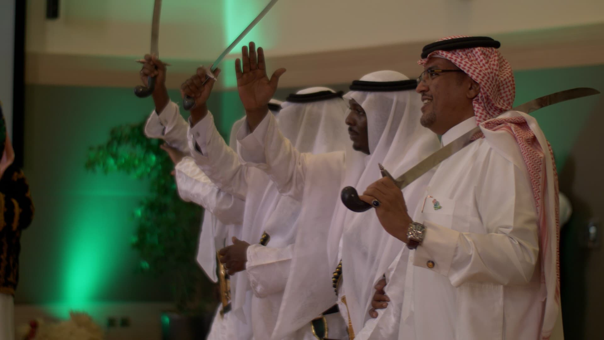 احتفال منسوبي مؤسسة الملك خالد باليوم الوطني 91 للملكة العربية السعودية# هي_لنا_دار ، حب وتنمية وإزدهار